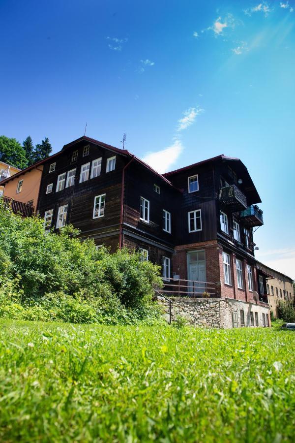 Apartmány Pod Kolonádou Janské Lázně Exteriér fotografie